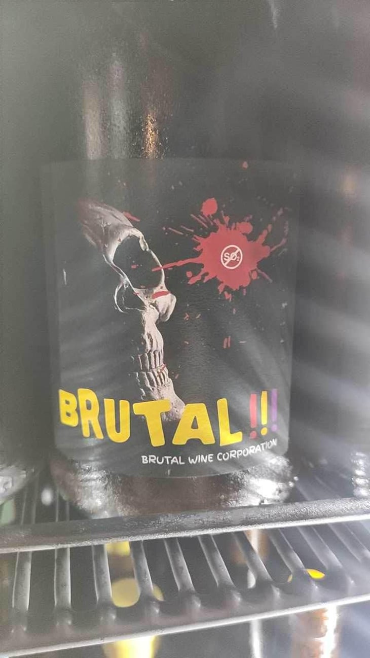 Brutal - MicroBioWines - Ismael Gozalo 