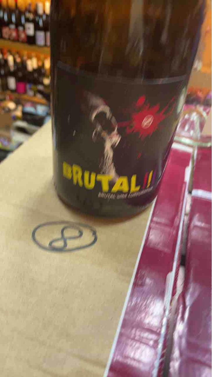 Brutal - MicroBioWines - Ismael Gozalo 