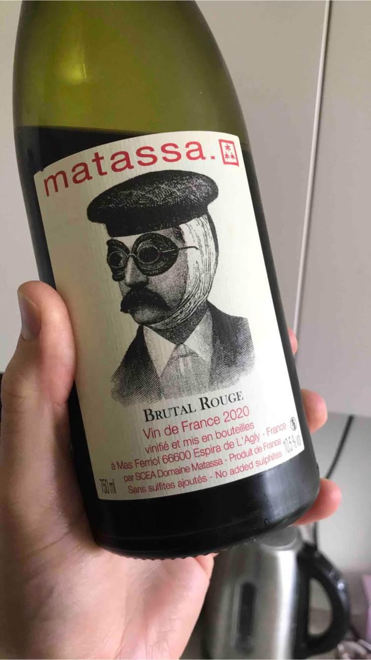 Brutal Rouge - Domaine Matassa - Tom Lubbe 