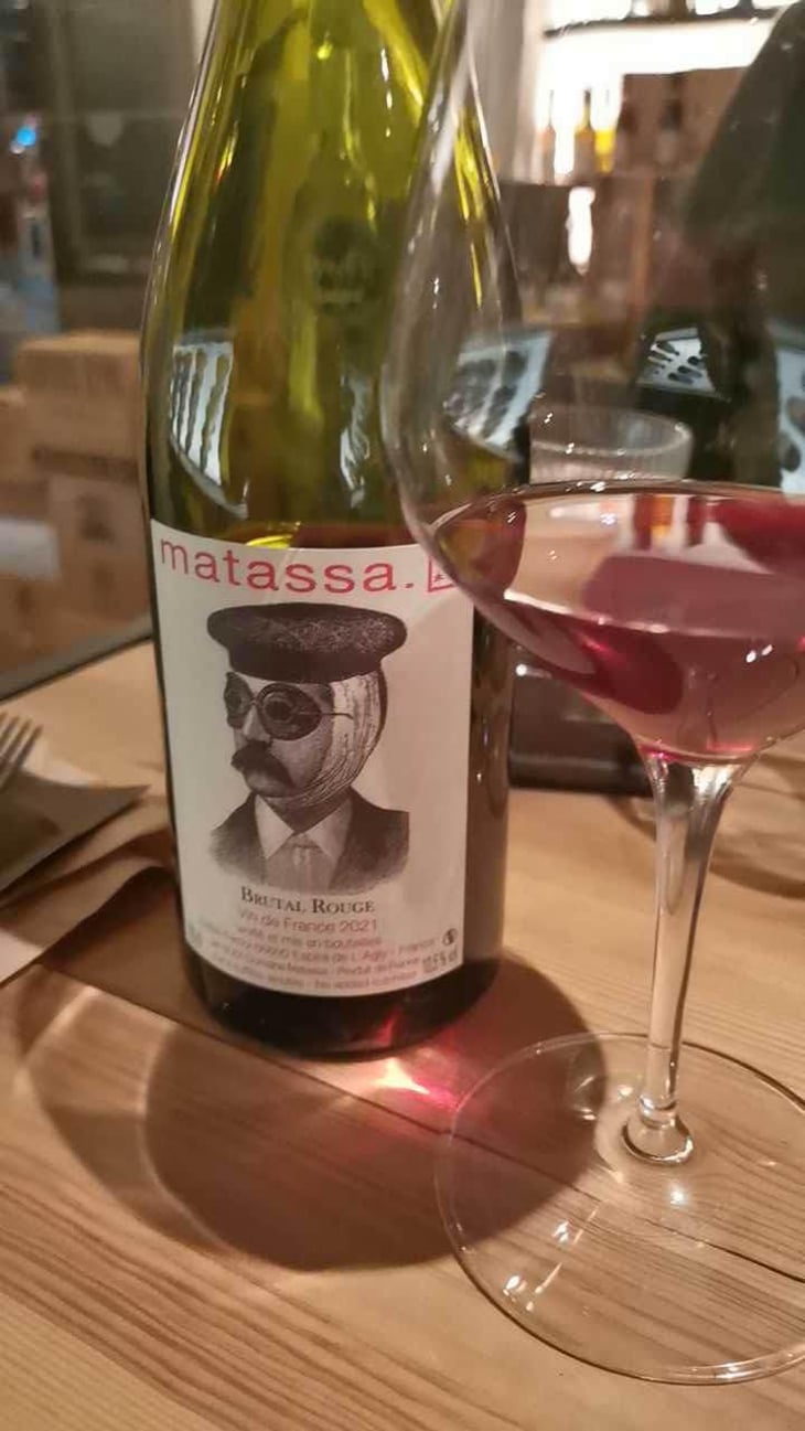 Brutal Rouge - Domaine Matassa - Tom Lubbe 