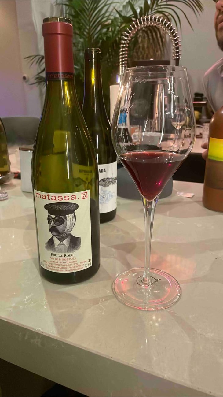 Brutal Rouge - Domaine Matassa - Tom Lubbe 