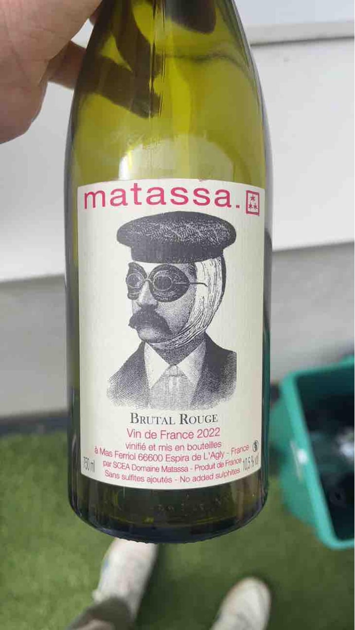 Brutal Rouge - Domaine Matassa - Tom Lubbe 