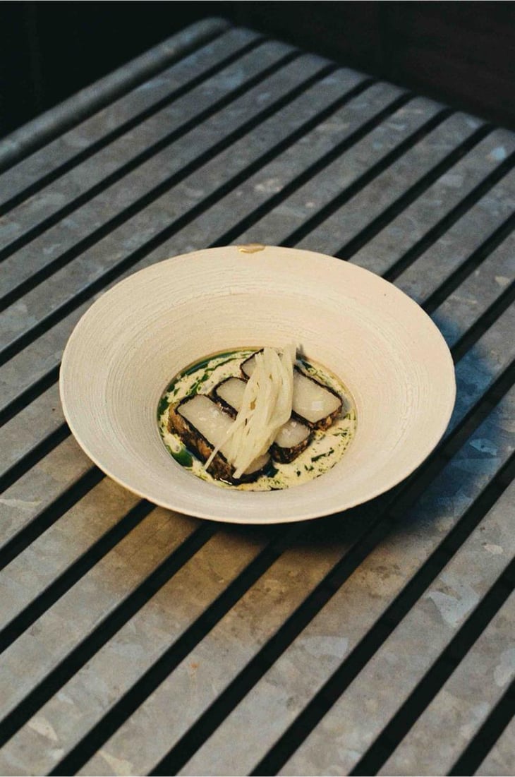 Cabbage Turnip | Nori | Tempura | Beurre Blanc - Café Kandl - 683136