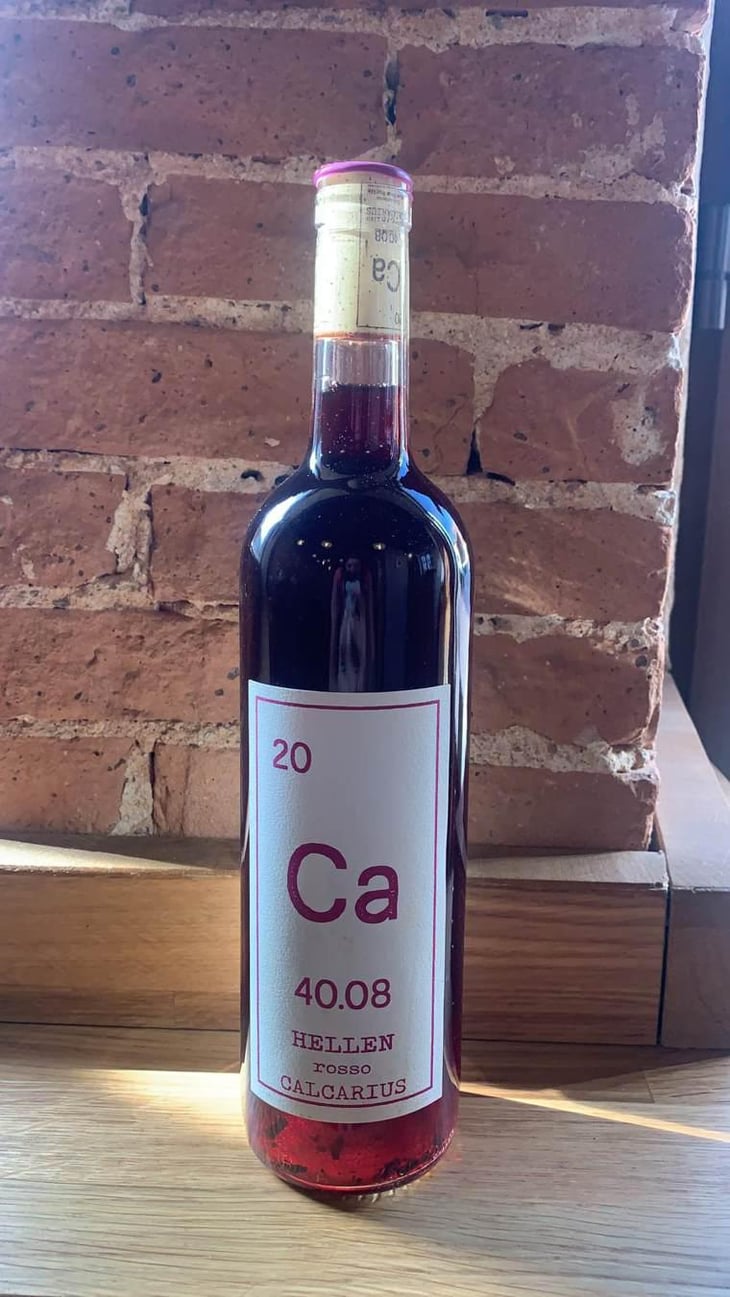 Calcarius Hellen Rosso - Valentina Passalacqua - Valentina Passalacqua 