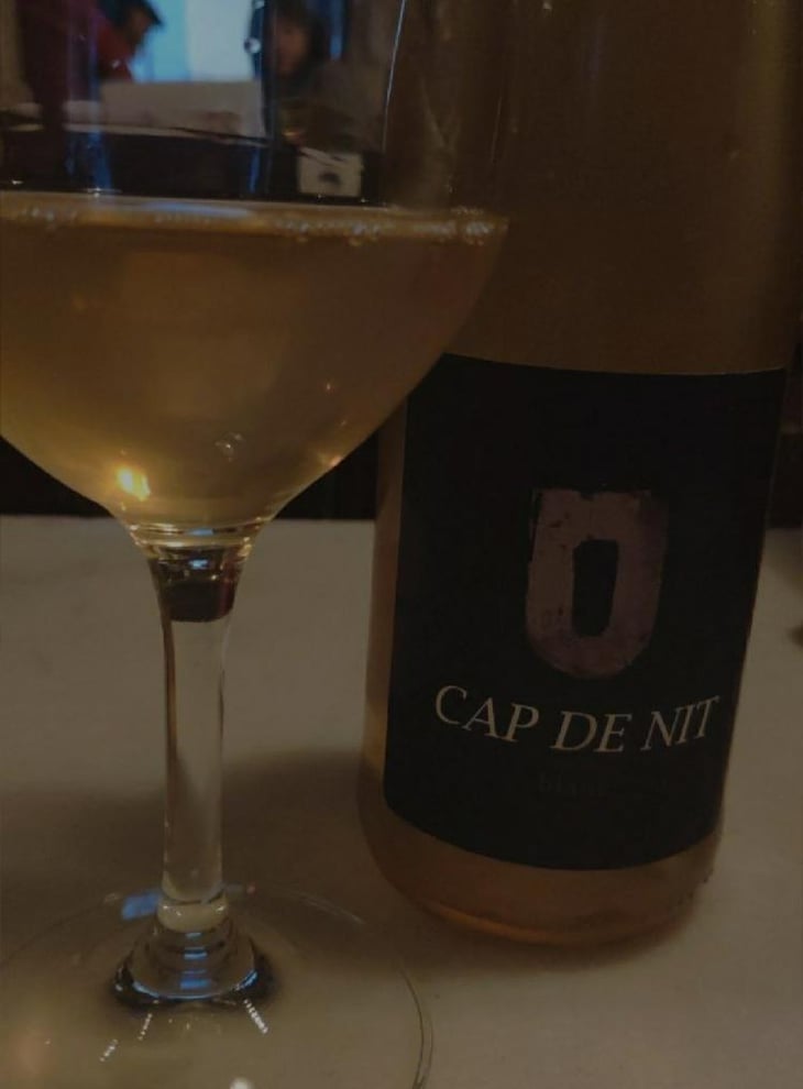 Blanc - Cap De Nit - Josie Cleeve & Joshua Kniesel 