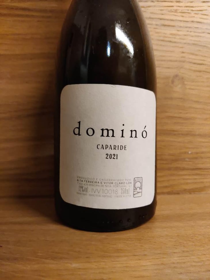 Dominó - Caparidr - Rita & Vitor Claro -2022
