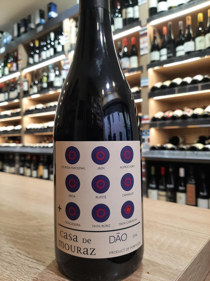 Casa de Mouraz Dao Tinto - Casa de Mouraz - António Lopes Ribeiro & Sara Dionisio -2015