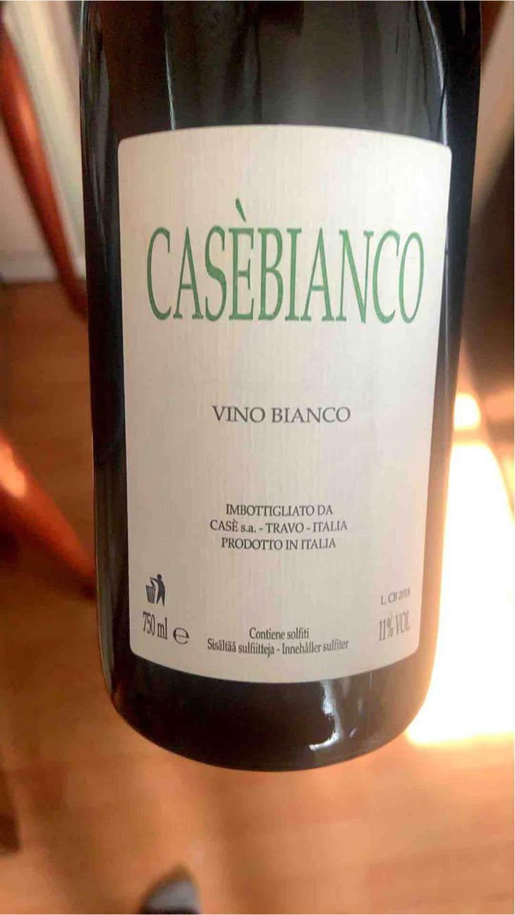 Casèbianco - Società Agricola Casè - Alberto Anguissola & Diego Ragazzi 
