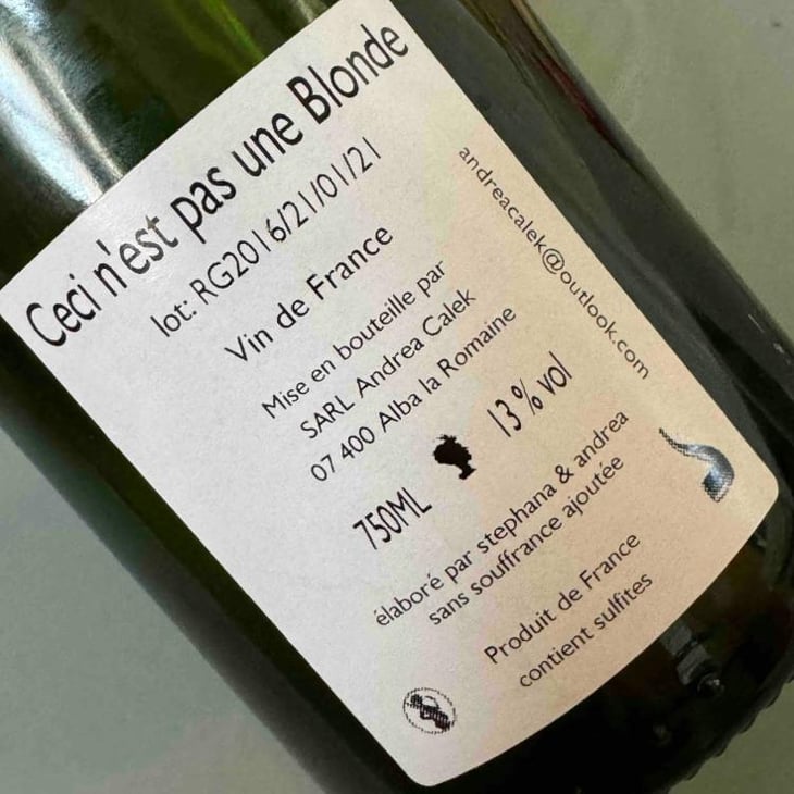 Ceci n’est pas une Blonde - Andrea Calek - Andrea Calek et Stephana Nicolescu -2021