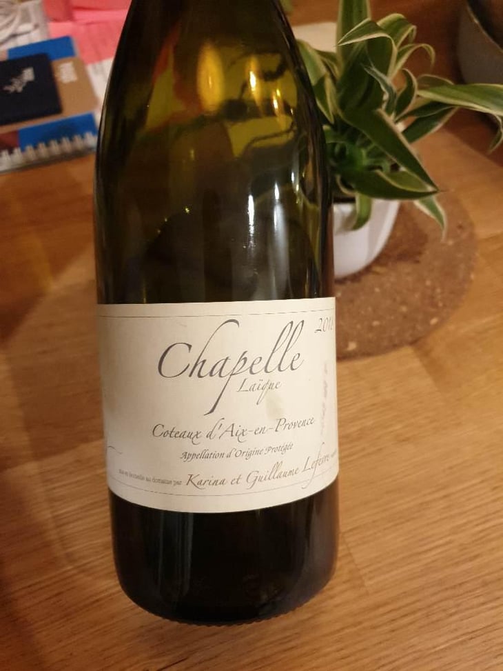 Chapelle Laïque Rouge - Domaine de Sulauze - Karina & Guillaume Lefèvre 