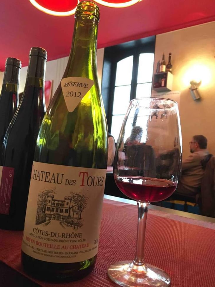 "Château des Tours" - Côtes-du-Rhône - Rouge - Château Rayas - Château des Tours - Château de Fonsalette - Emmanuel Reynaud 