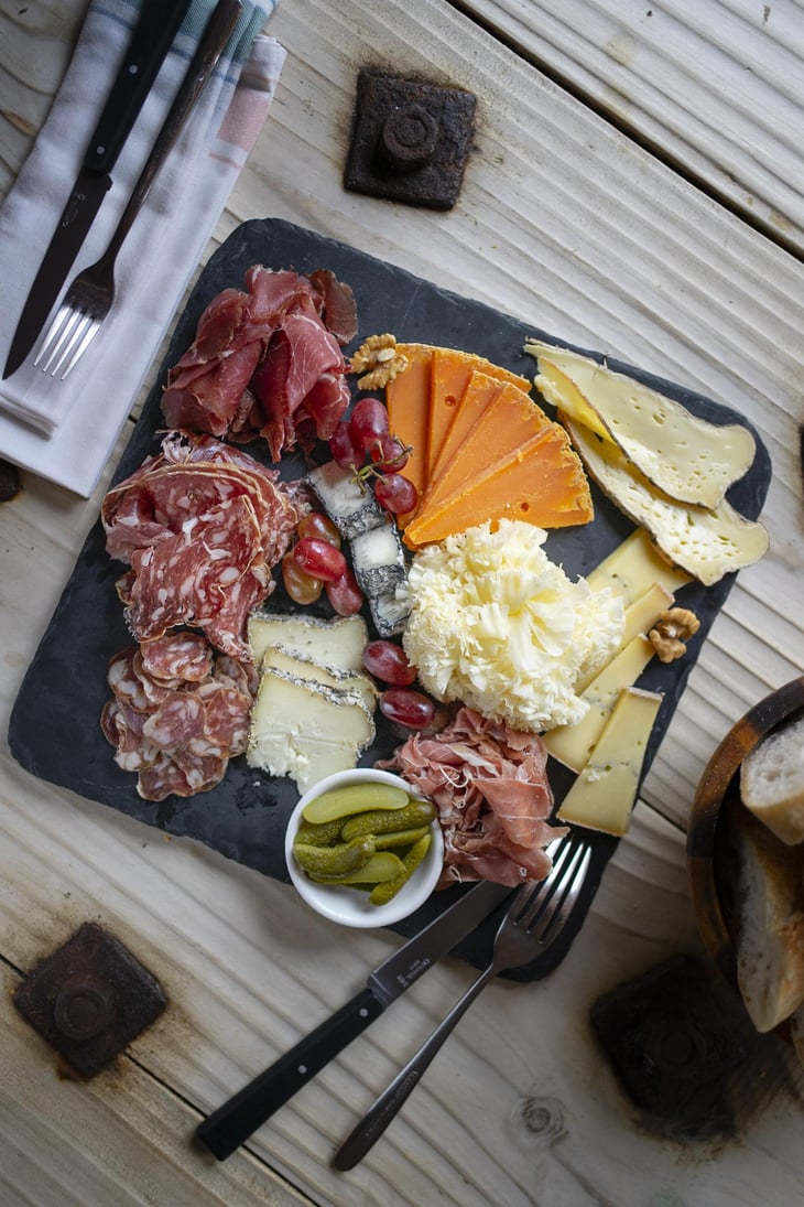 Cheese & Meat Board - La Cabane Wine Bistro - 773698
