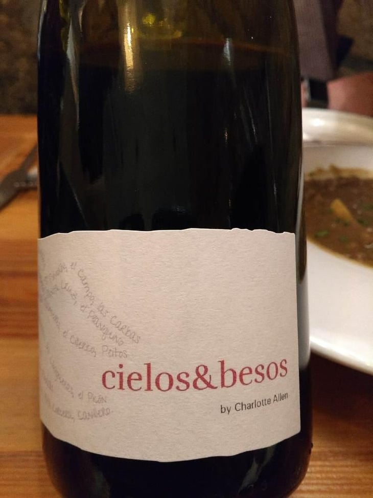 Cielos & Besos - Bodega Almaroja - Charlotte Allen 
