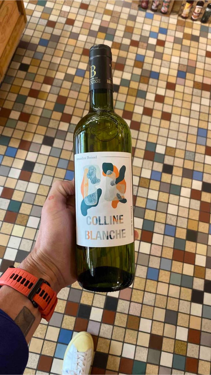 Colline Blanche - Domaine De Brousse - Amandine, Susanne et Philippe Boissel 