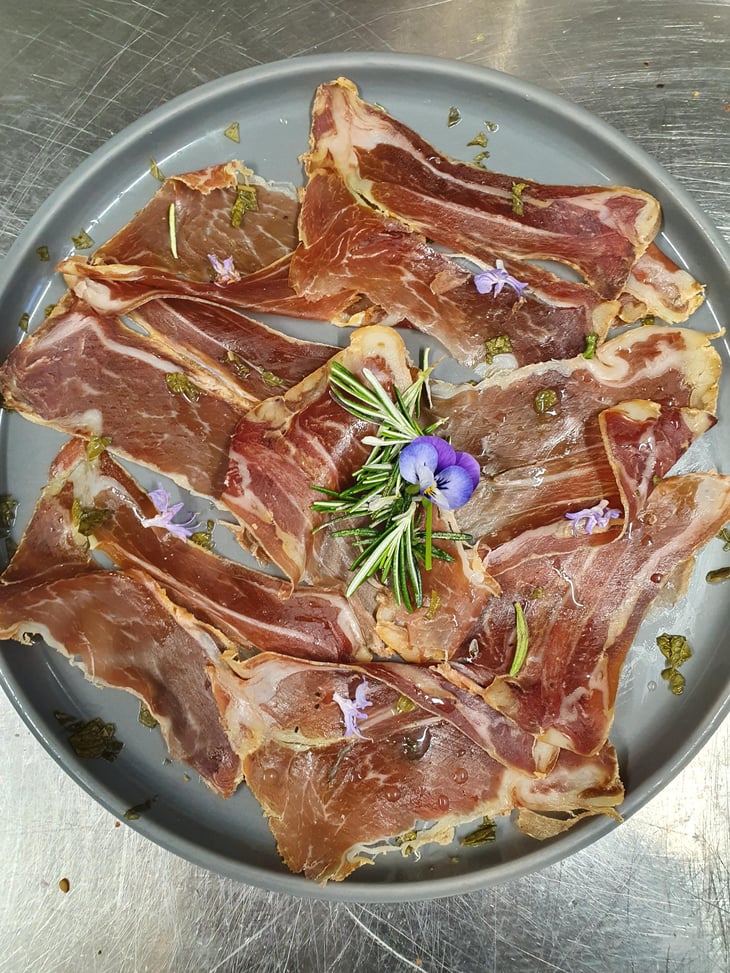 Connemara Airdried Lamb - L’Atitude 51 Wine Cafe - 619417