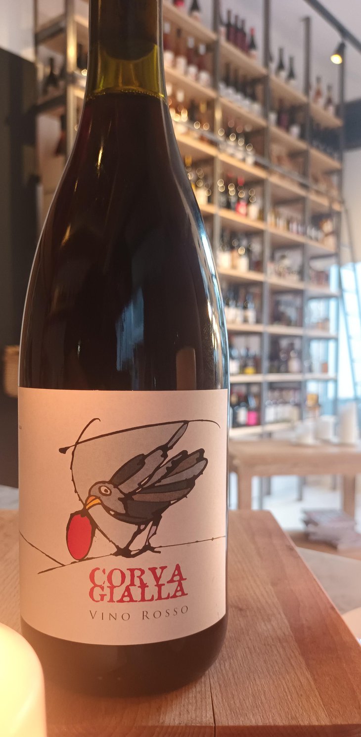 Vino Rosso - Azienda Agricola Corvagialla - Beatrice Arweiler 