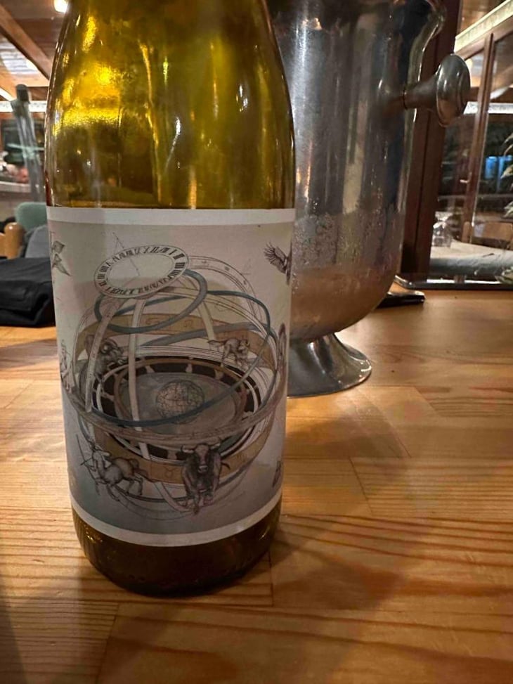 Cosmic Amber - Bodega Krontiras - Krontiras Wines - Alex Macipe, Panos Zoumboulis, Maricruz Antolin, & Liliana Suarez -2022