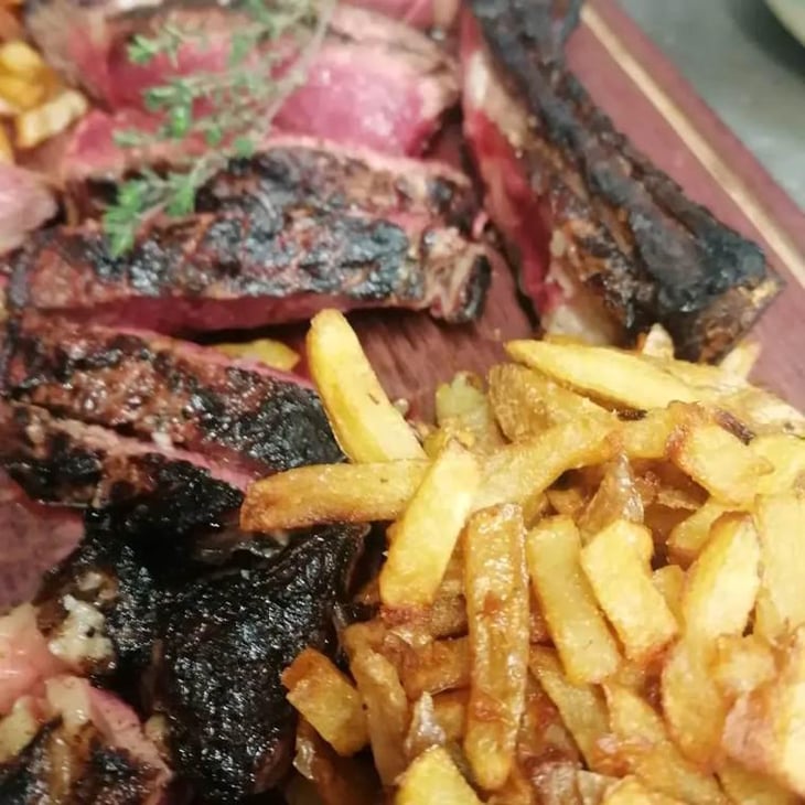 Côte De Bœuf Angus Irlandais Maturé, Frites À La Graisse De Canard - Comme un Dimanche Sous le Figuier - 580370