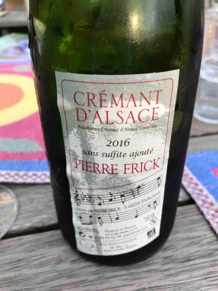 Crémant d'Alsace Pinot Blanc - Domaine Pierre Frick - Jean-Pierre, Chantal et Thomas Frick 
