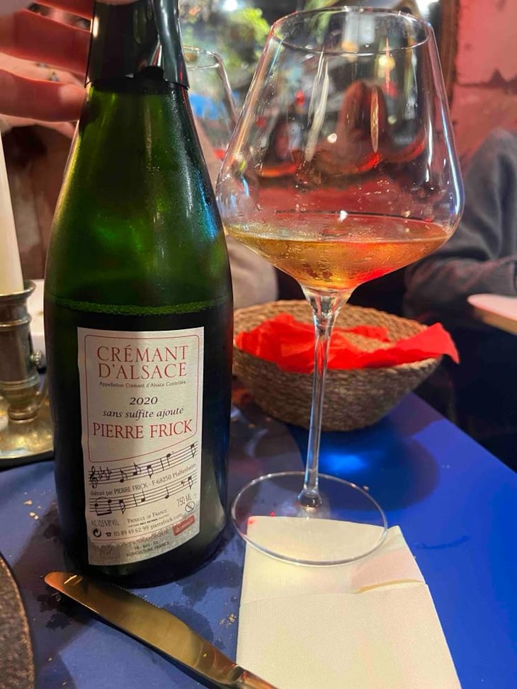 Crémant d'Alsace Pinot Gris - Domaine Pierre Frick - Jean-Pierre, Chantal et Thomas Frick 