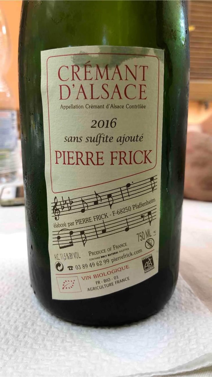 Crémant d'Alsace Pinot Gris - Domaine Pierre Frick - Jean-Pierre, Chantal et Thomas Frick 