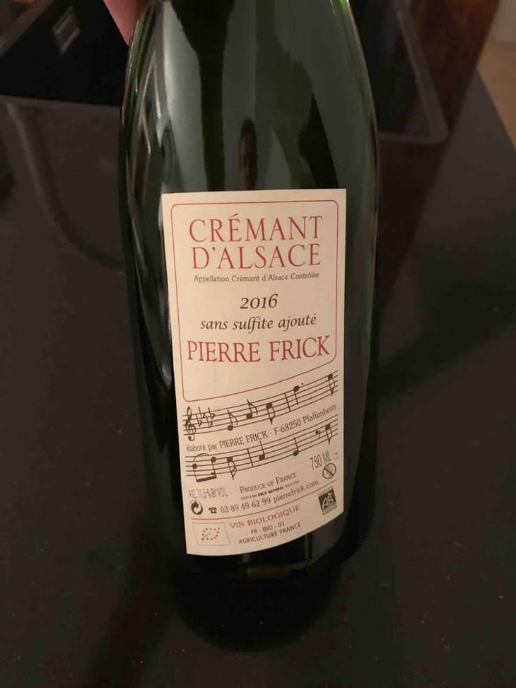 Crémant d'Alsace Pinot Gris - Domaine Pierre Frick - Jean-Pierre, Chantal et Thomas Frick 