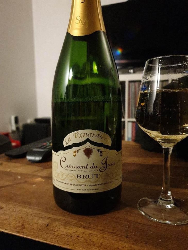 Crémant du Jura - Domaine de la Renardière - Jean-Michel, Laurence et Leo Petit 