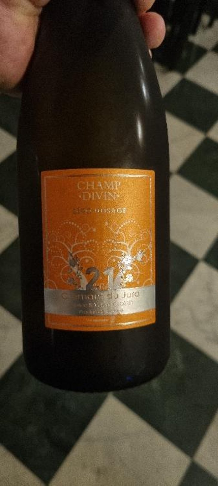 Cremant Du Jura, Zero Dosage - Champ Divin - Fabrice & Valérie Closset 