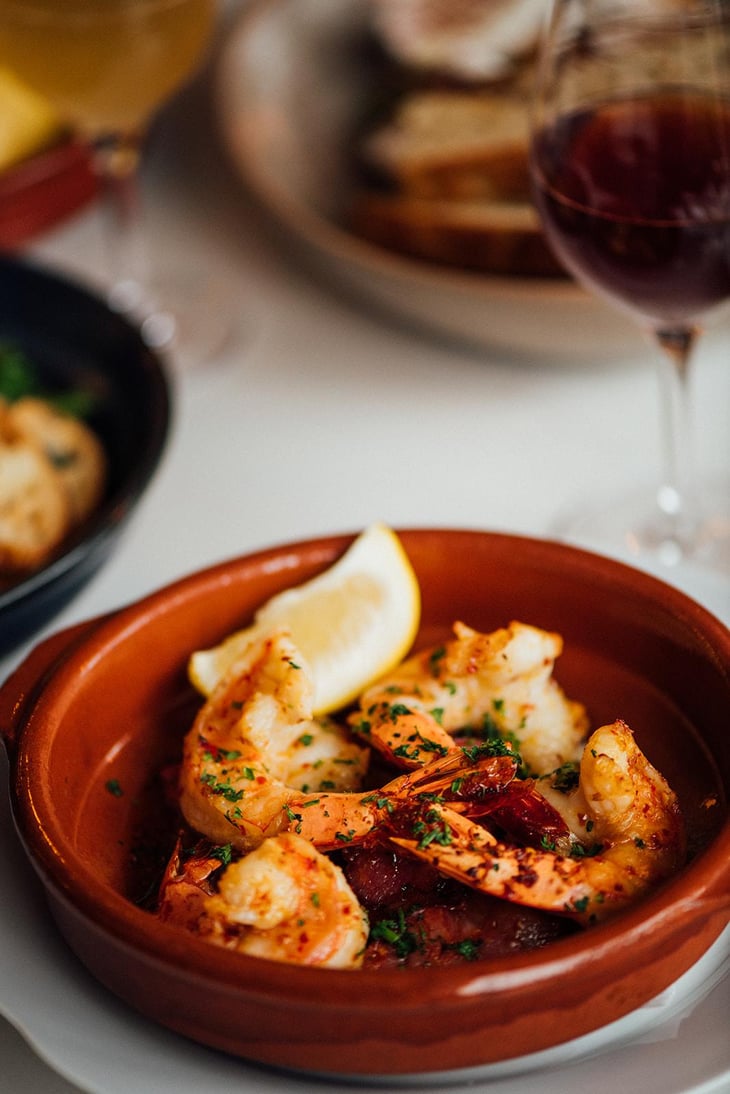Crevettes Piquantes Ail Et Chorizo - Buvette Beaubien - 739884