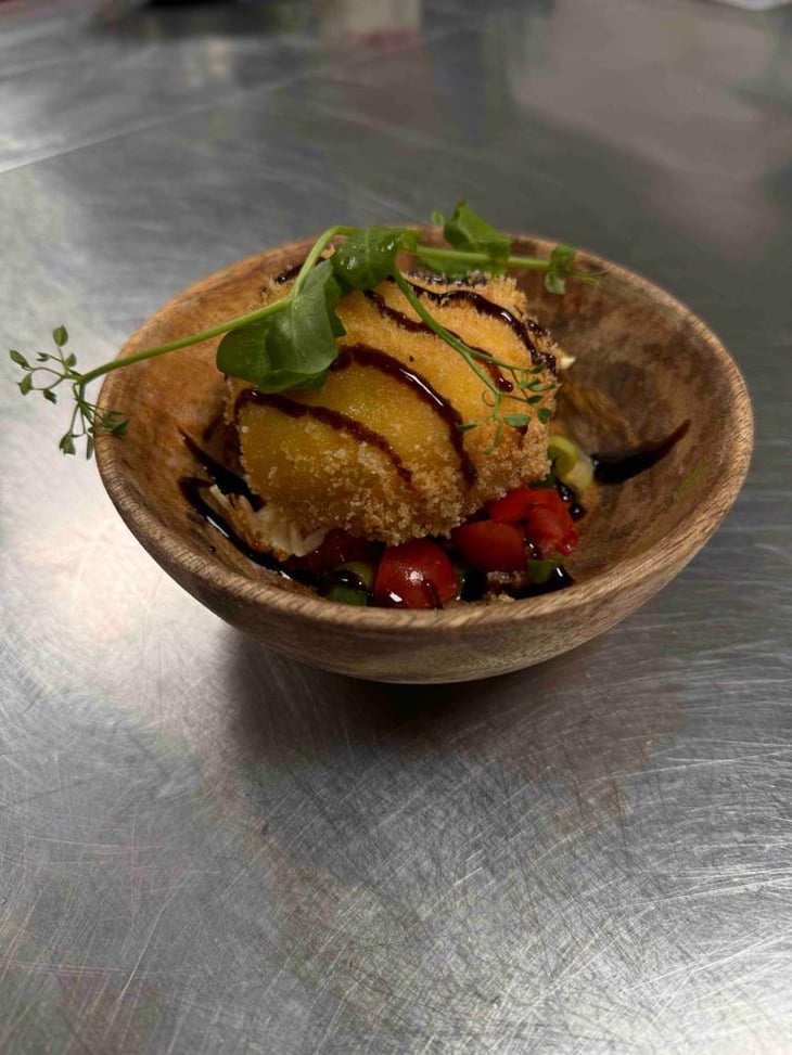 Crispy Burrata Met Basilicum-Olie - Robijn Wine - 801997