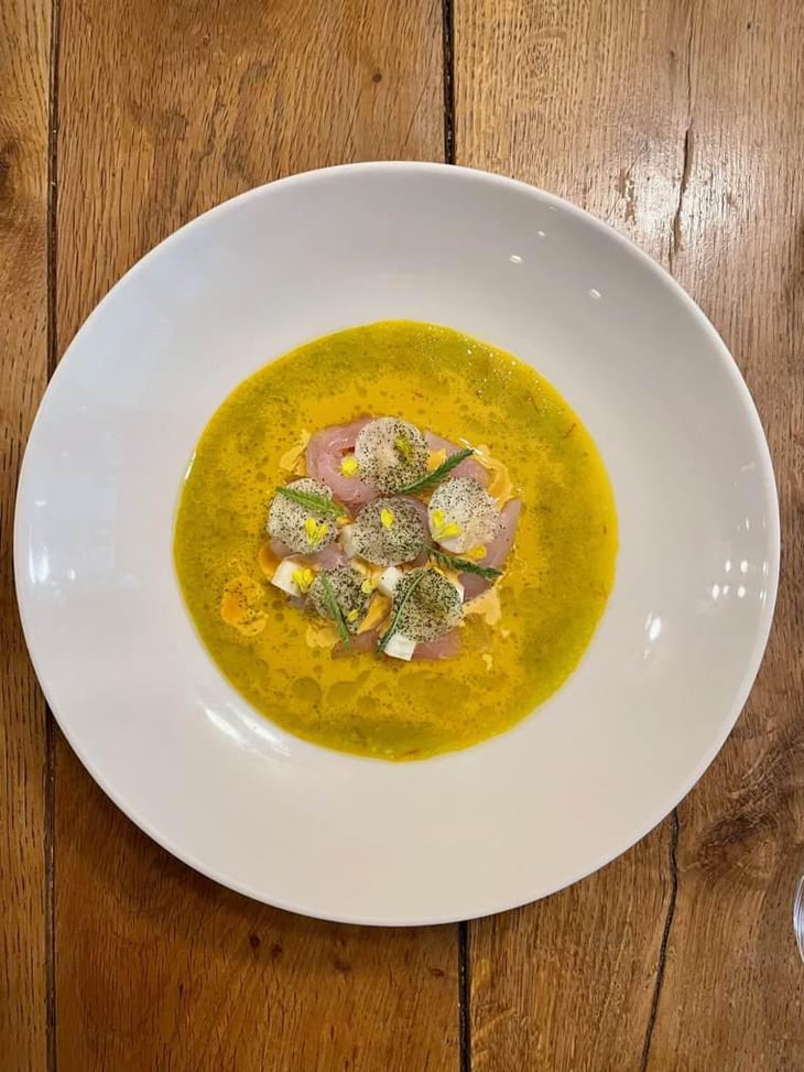 Crudo De Dorade & Bouillon De Poisson Safrané - Les Résidents x ecume - 389498