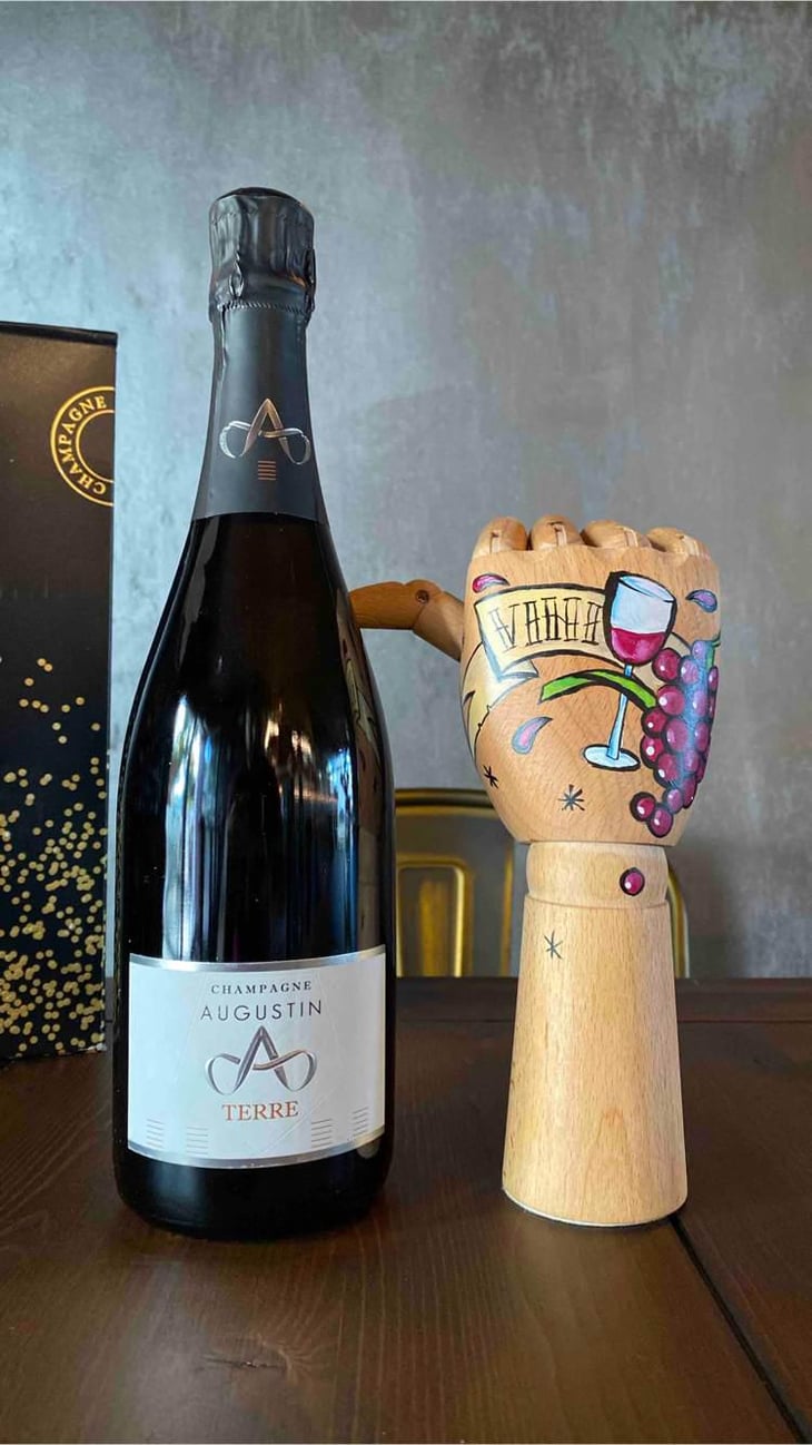 Cuvée Terre - Champagne Augustin - Emmanuelle & Marc Augustin 