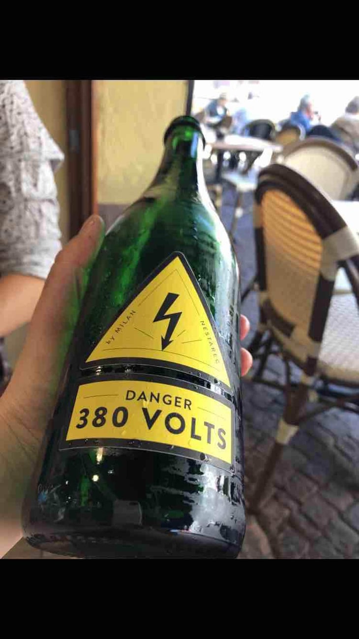 Danger 380 Volts - Milan Nestarec - Milan Nestarec 