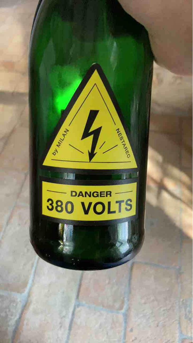 Danger 380 Volts - Milan Nestarec - Milan Nestarec 