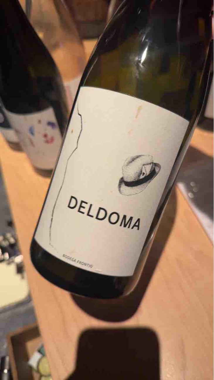 Deldoma - Bodega Frontio - Juan Garcia 