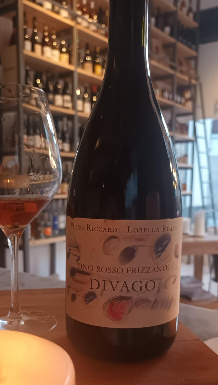 Divago - Cantine Riccardi Reale - Piero Riccardi & Lorella Reale 