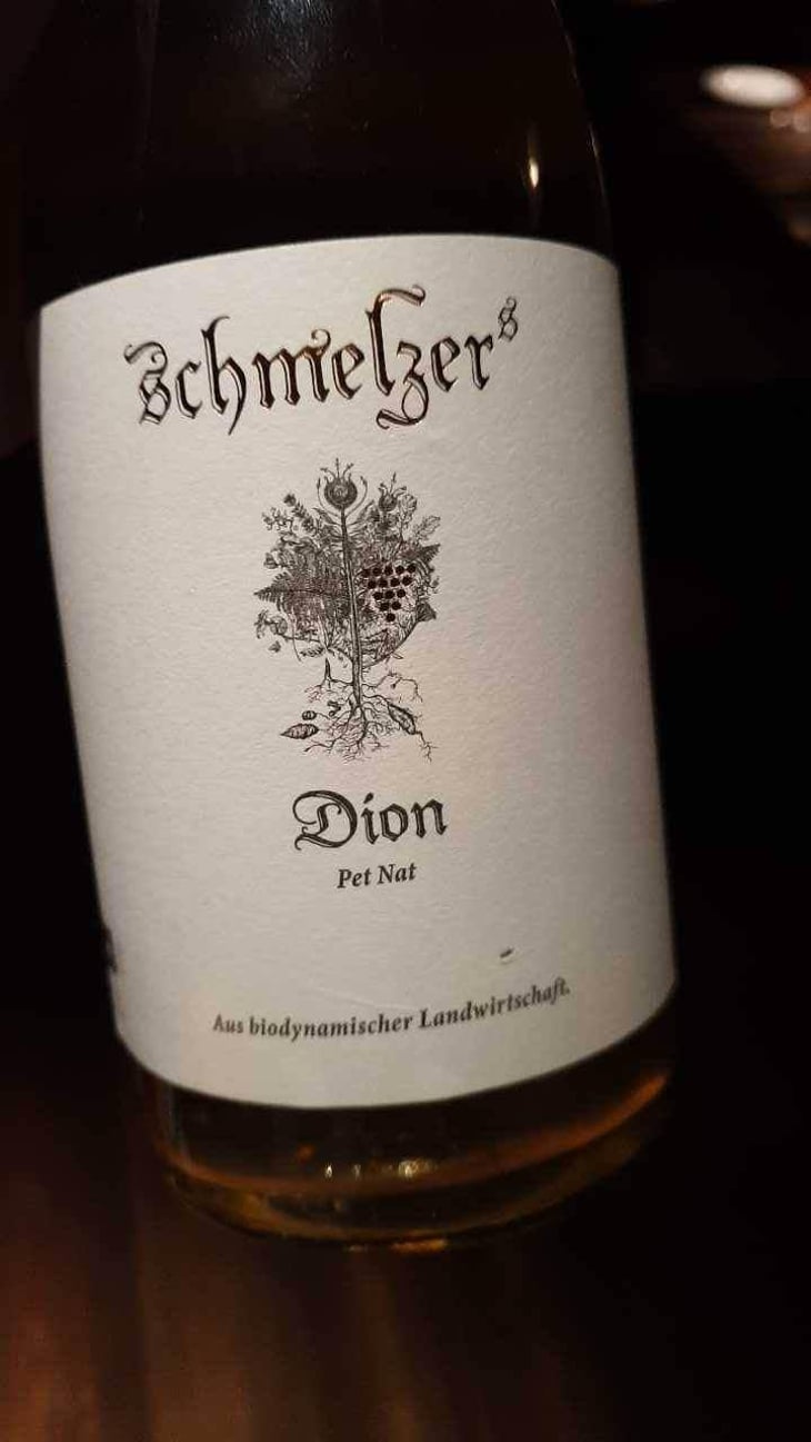 Dion Pet Nat - Schmelzers Weingut - Georg & Elisabeth Schmelzer 