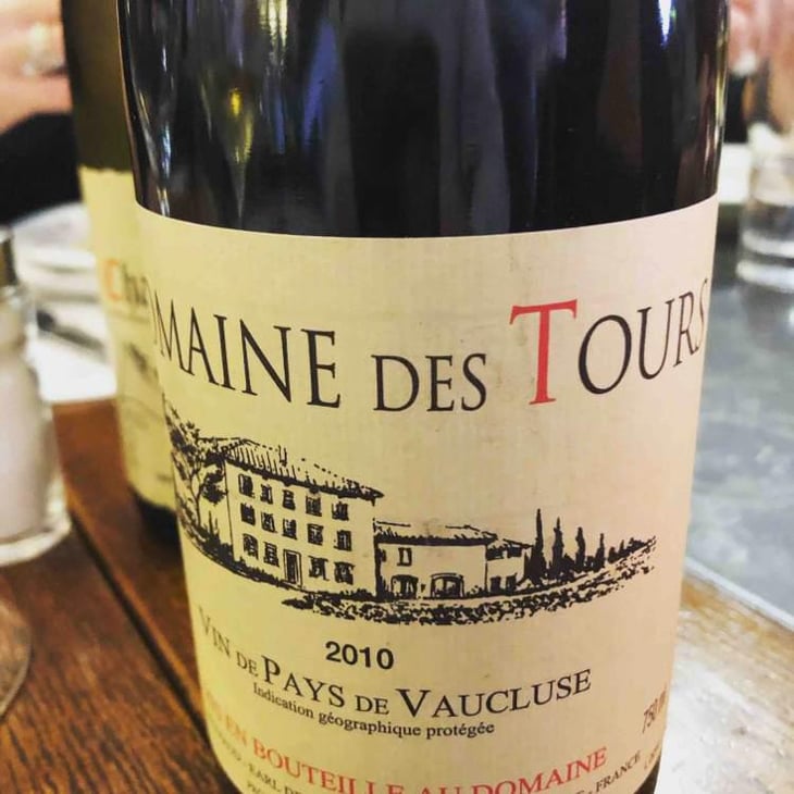 "Domaine des Tours"  - Vin de Pays de Vaucluse - Rouge - Château Rayas - Château des Tours - Château de Fonsalette - Emmanuel Reynaud 