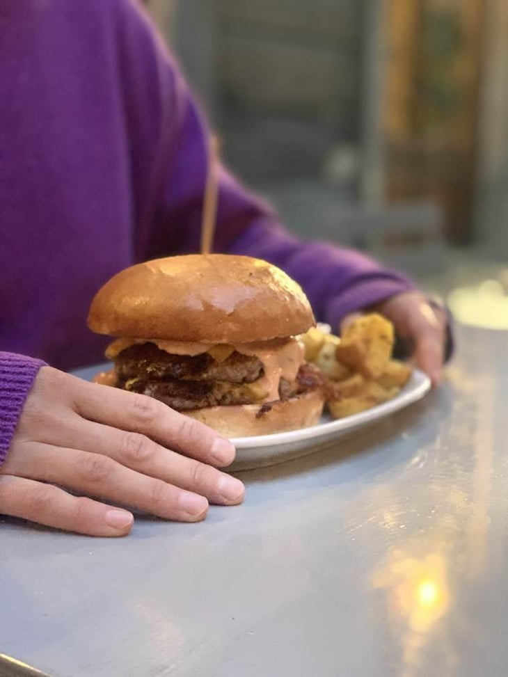 Double Bacon Cheeseburger - Isola - 495322