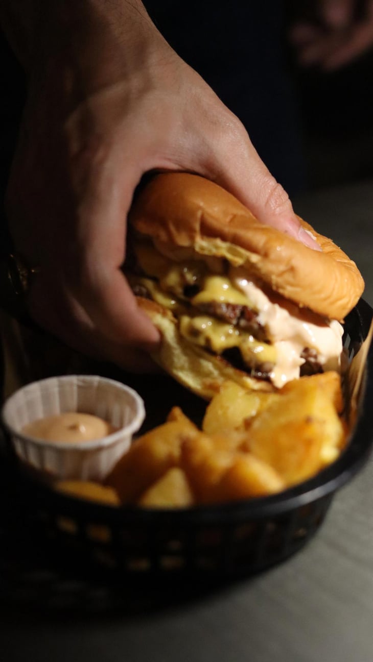 Double Bacon Cheeseburger - Isola - 789698