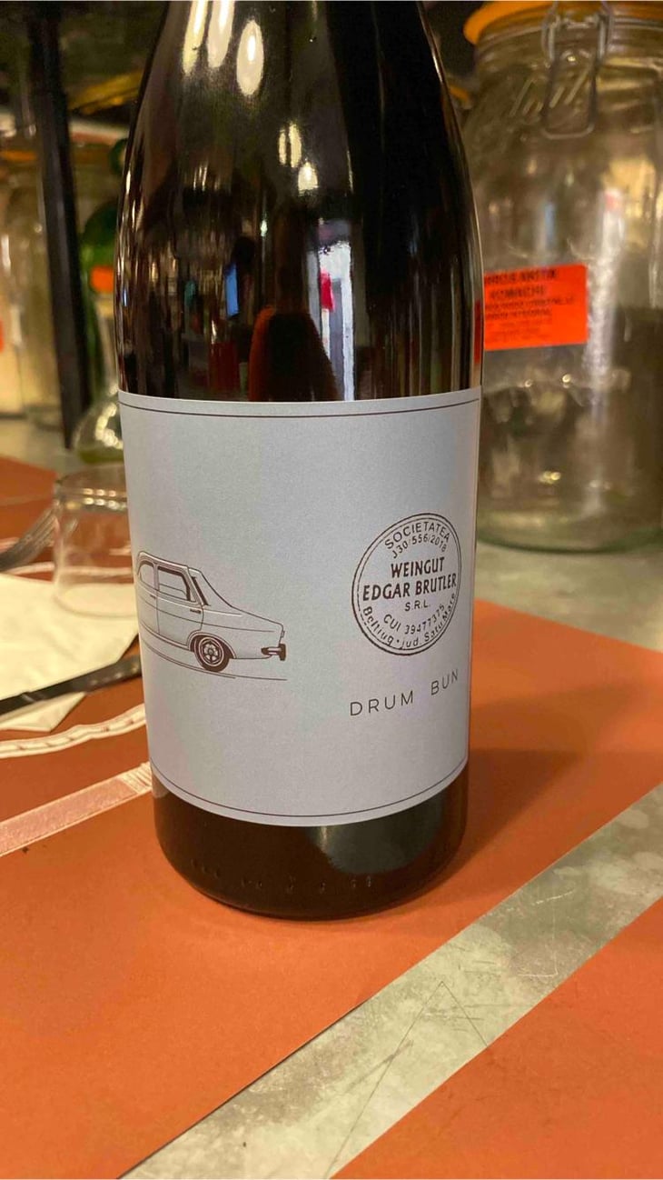 Drum Bun - Weingut Edgar Brutler - Johann, Katharina, & Edgar Brutler, Philipp Heinzl -2021