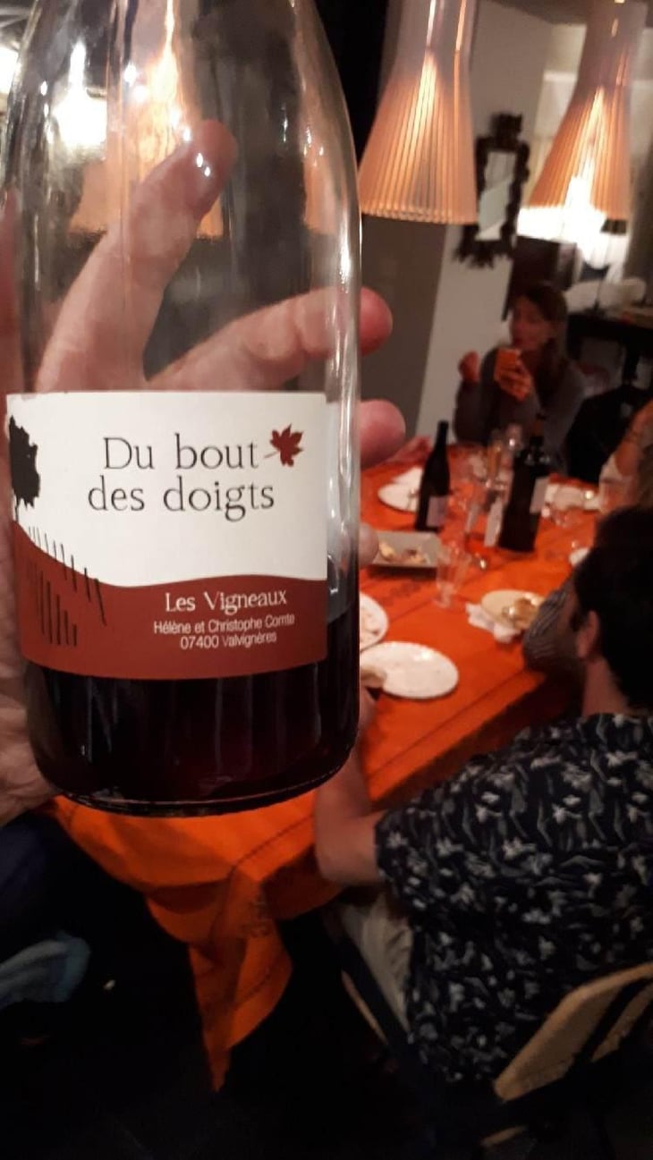 Du Bout des Doigts - Les Vigneaux - Hélène & Christophe Comte 