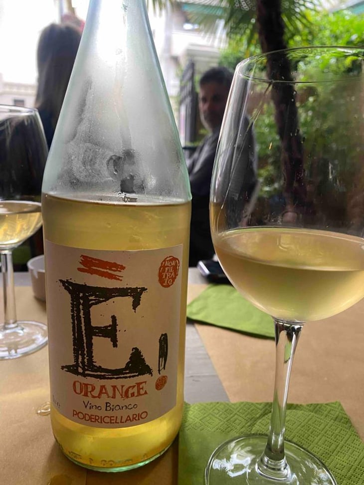 È! Orange - Poderi Cellario - Fausto & Cinzia Cellario 