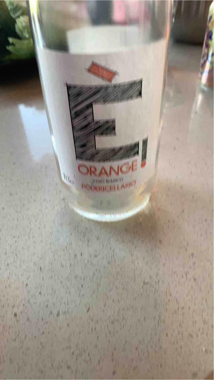 È! Orange - Poderi Cellario - Fausto & Cinzia Cellario 