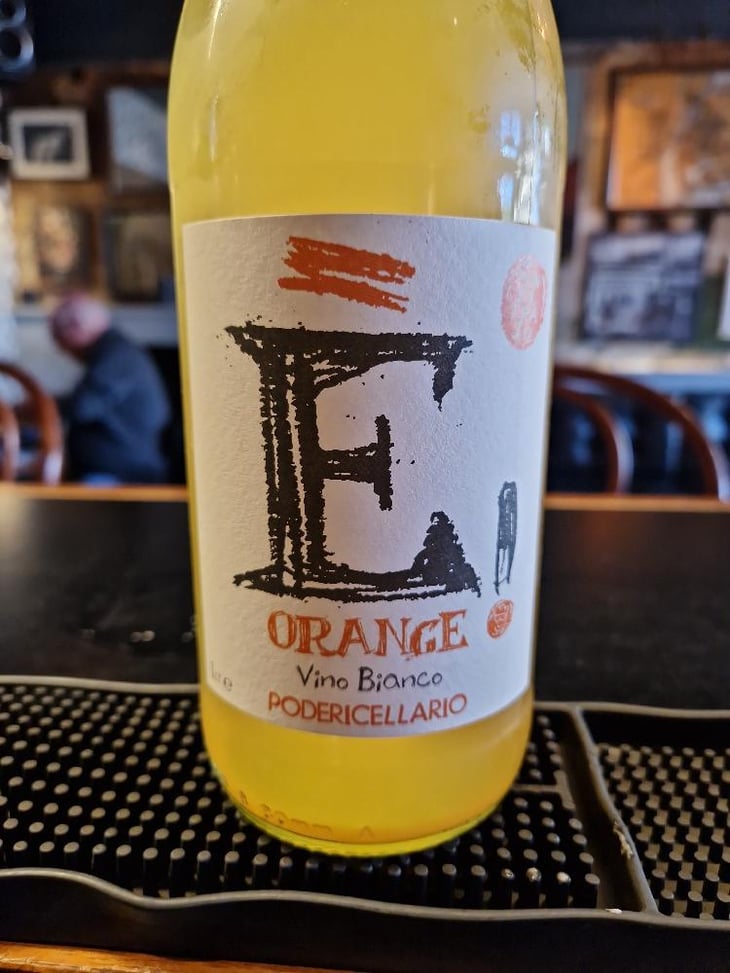 È! Orange - Poderi Cellario - Fausto & Cinzia Cellario 
