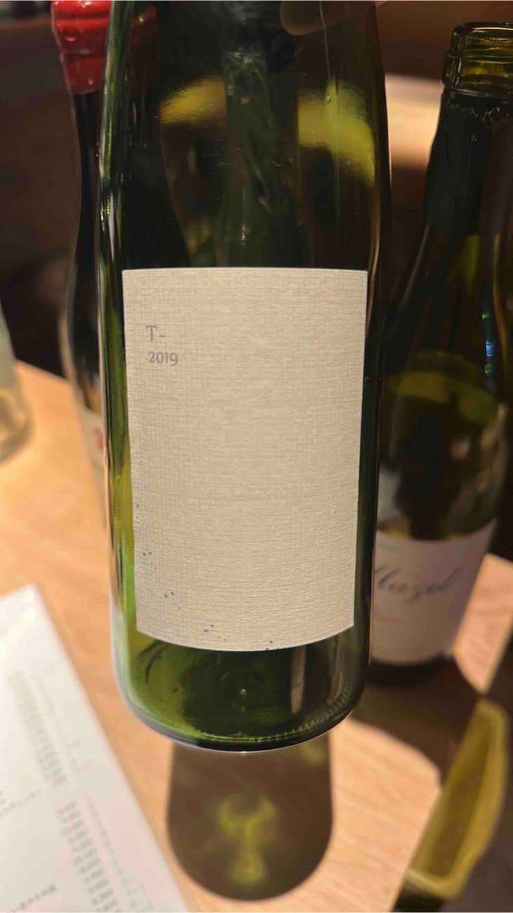 T-Blanc (Takumi Kondo) - Kurisawa Wines - Kondo Vineyard & Nakazawa Vineyard - Kazuyuki & Yukiko Nakazawa, Ryosuke & Takumi Kondo 