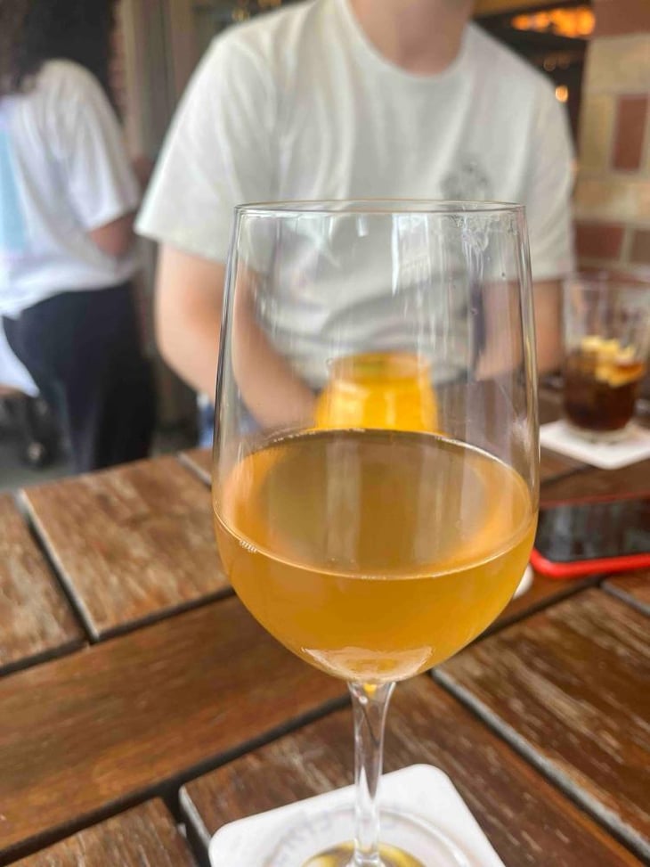 Easy Tiger White - Catalonia, Spain - Huguet de Can Feixes 