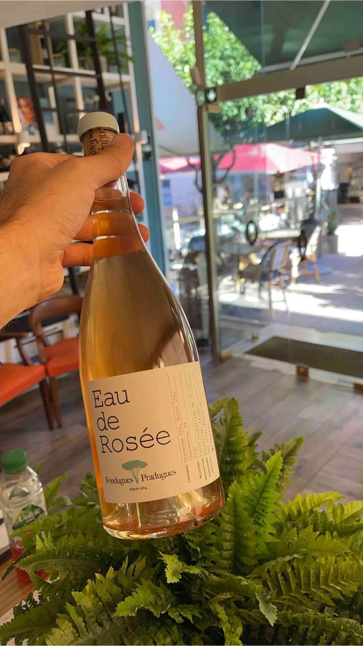 Eau de Rosé - Fondugues-Pradugues - Stephen Roberts 