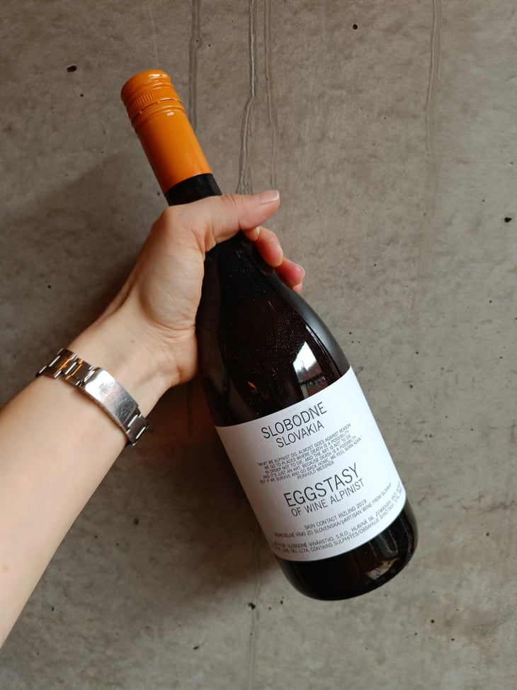 Eggstasy Of Wine Alpinist - Slobodné Vinárstvo - Majer Zemianske Sady - Michal Kuropka, Agnes Lovecká, Katarína Kuropková 