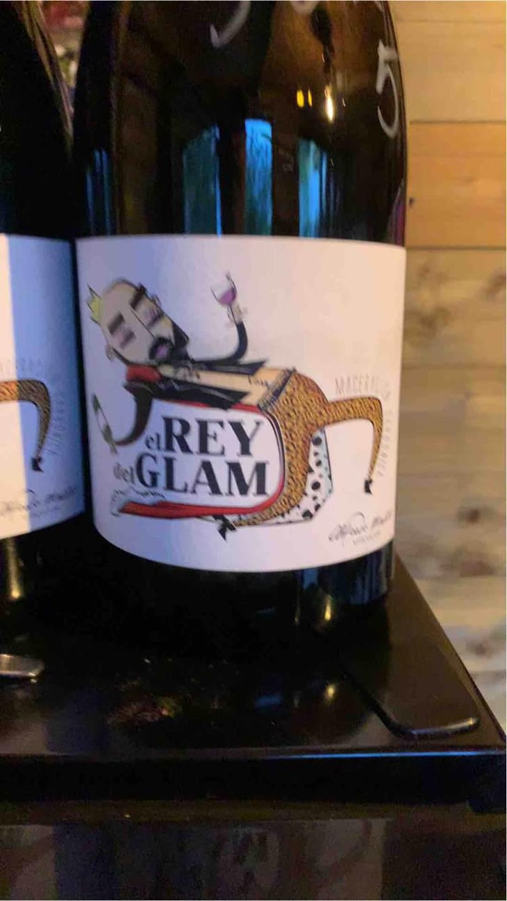 El Rey del Glam - Bodegas y Viñedos Maestro Tejero - Alfredo Maestro Tejero 